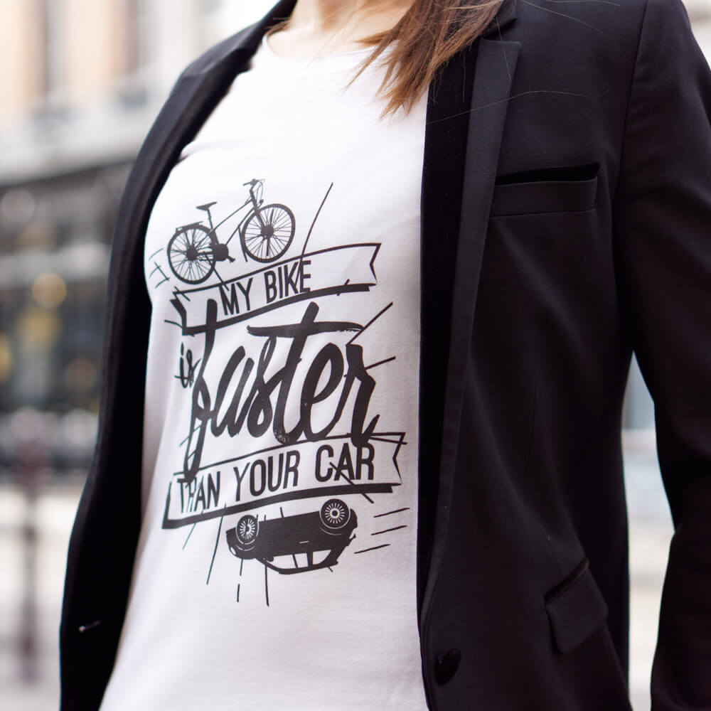 Le tee-shirt femme "My bike is faster than your car 