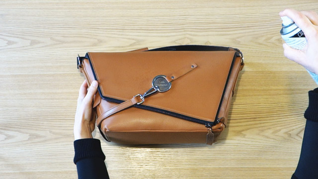 Entretien cuir imperméabiliser sac Lady Harberton