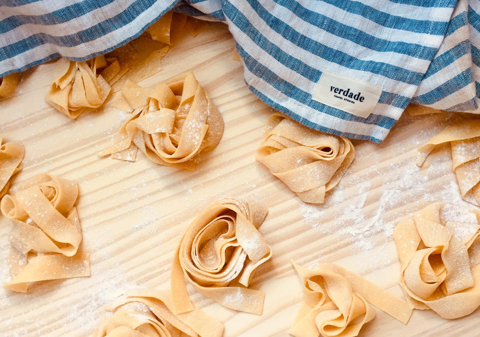 Comment se préparer une bonne assiette de pasta maison (sans machine) pour le retour de vos futures sorties à vélo ou pour se faire plaisir en étant confiné ?